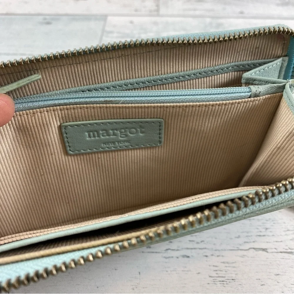Margot Gabby Lt. Blue 100% Leather‎ Wristlet Wallet